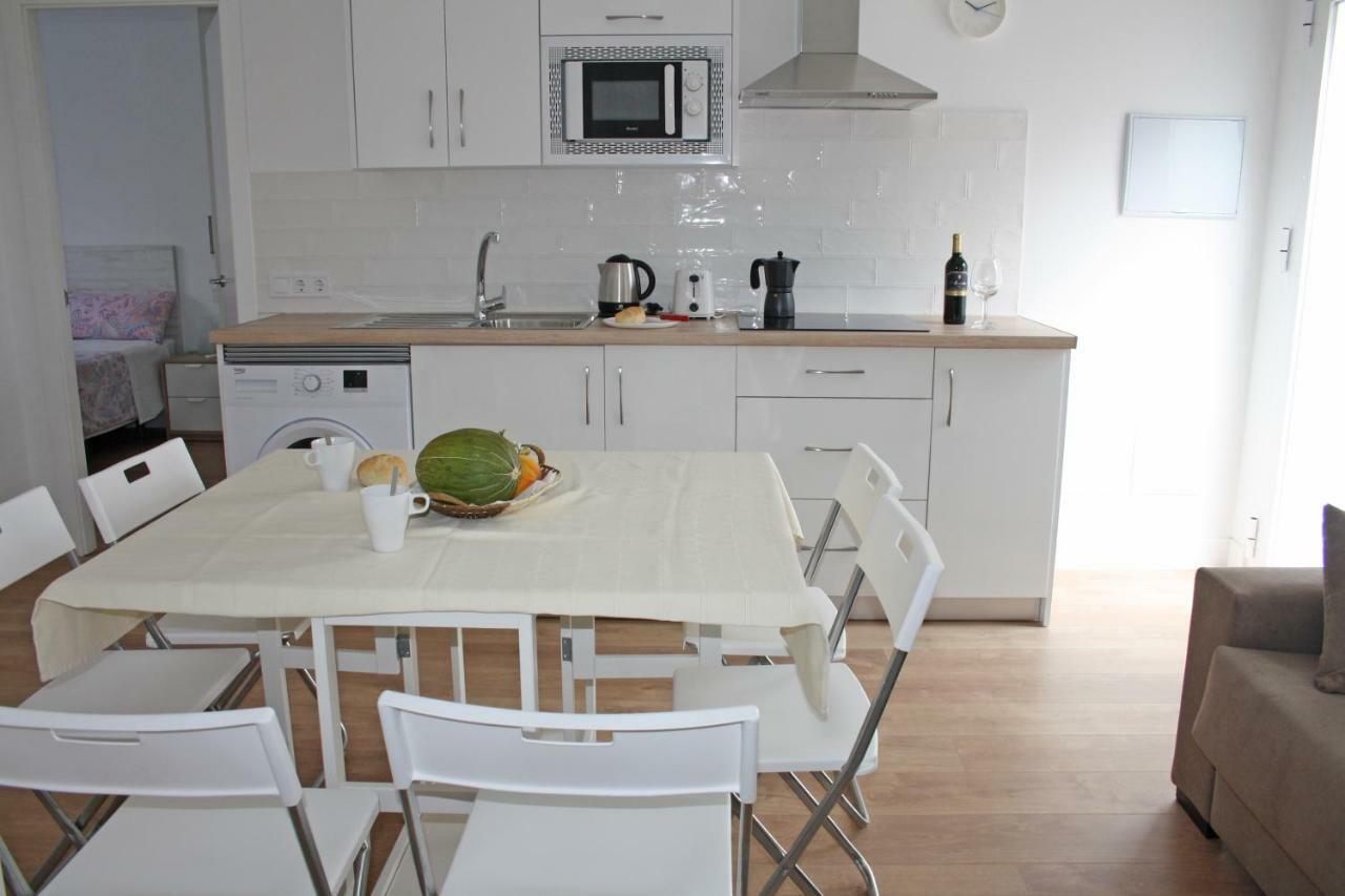 Apartamentos Angelita Plaza Beach Málaga Dış mekan fotoğraf