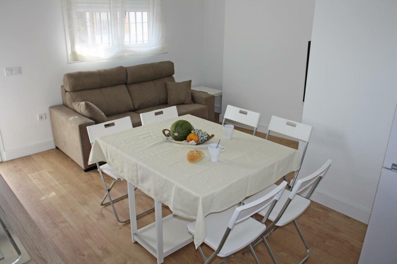 Apartamentos Angelita Plaza Beach Málaga Dış mekan fotoğraf